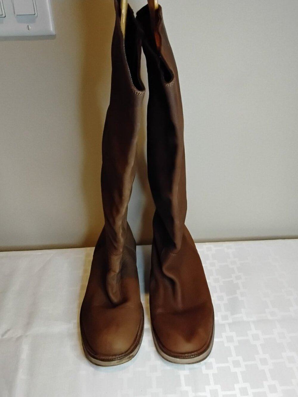 Charles David Spanish Leather Riding Boots Brown Knee High Women's 8